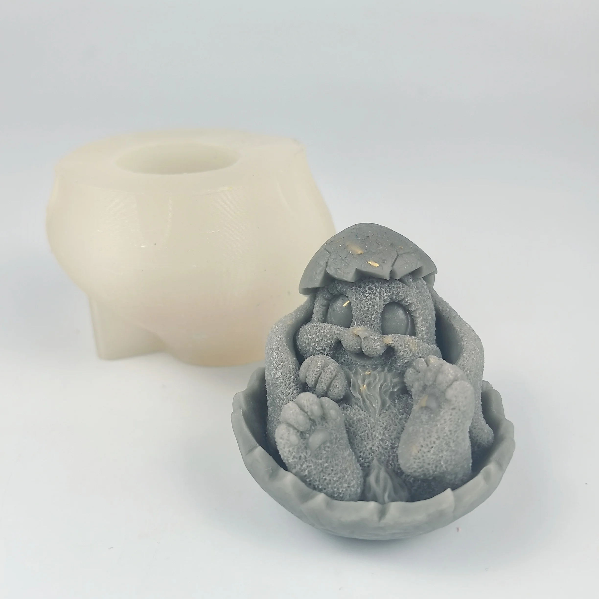 3D Animals Mold Rabbit Lying In An Eggshell Moulds Silicone Candle Soap Molds Bunny Wedding Birthday Cake Decor DW0735
3D Animals Mold Rabbit Lying In An Eggshell Moulds Silicone Candle Soap Molds Bunny Wedding Birthday Cake Decor DW0735