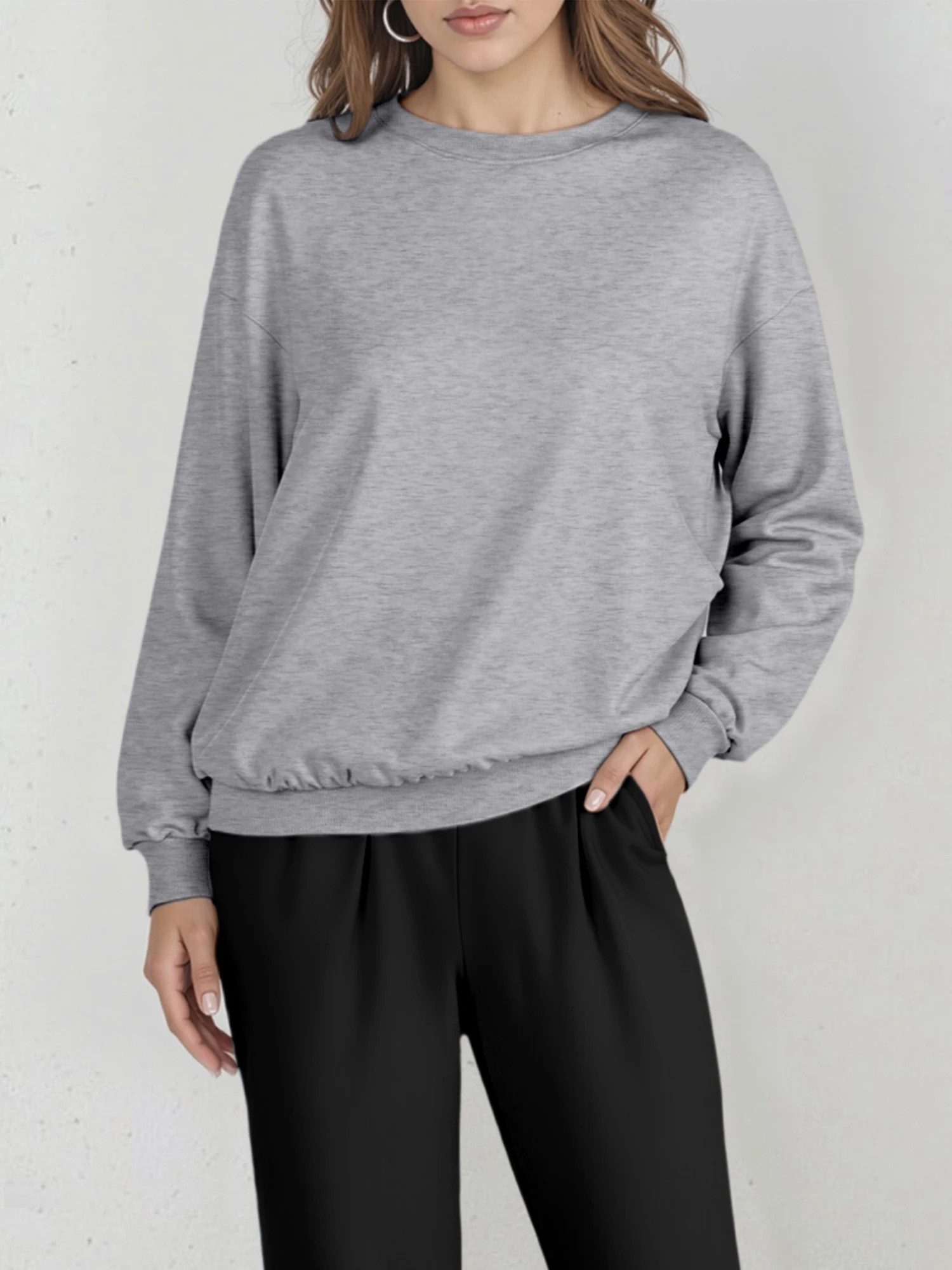 Women's Y2K Inspired Oversized Sweatshirt, Solid Color Crew Neck Long Sleeve Pullover, Fashion Loose Fit Top for Streetwear
Women's Y2K Inspired Oversized Sweatshirt, Solid Color Crew Neck Long Sleeve Pullover, Fashion Loose Fit Top for Streetwear