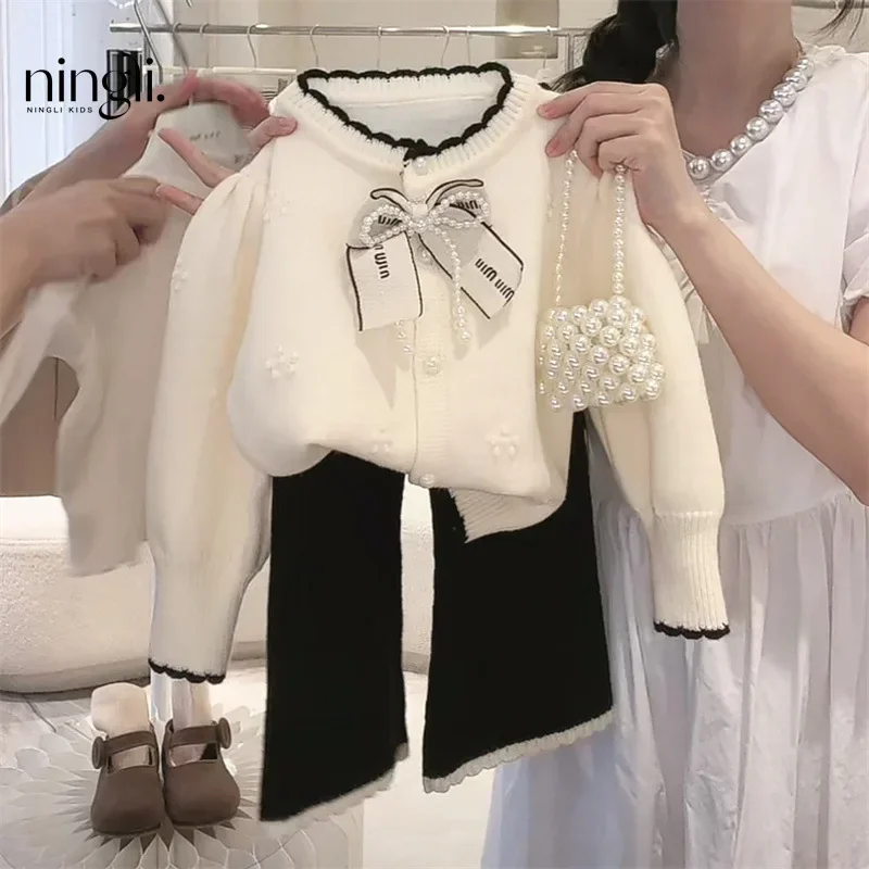 Childrens Clothing Autumn Set 2024 Korean Sweater Jacket Loose Pants Two-piece Set
Childrens Clothing Autumn Set 2024 Korean Sweater Jacket Loose Pants Two-piece Set