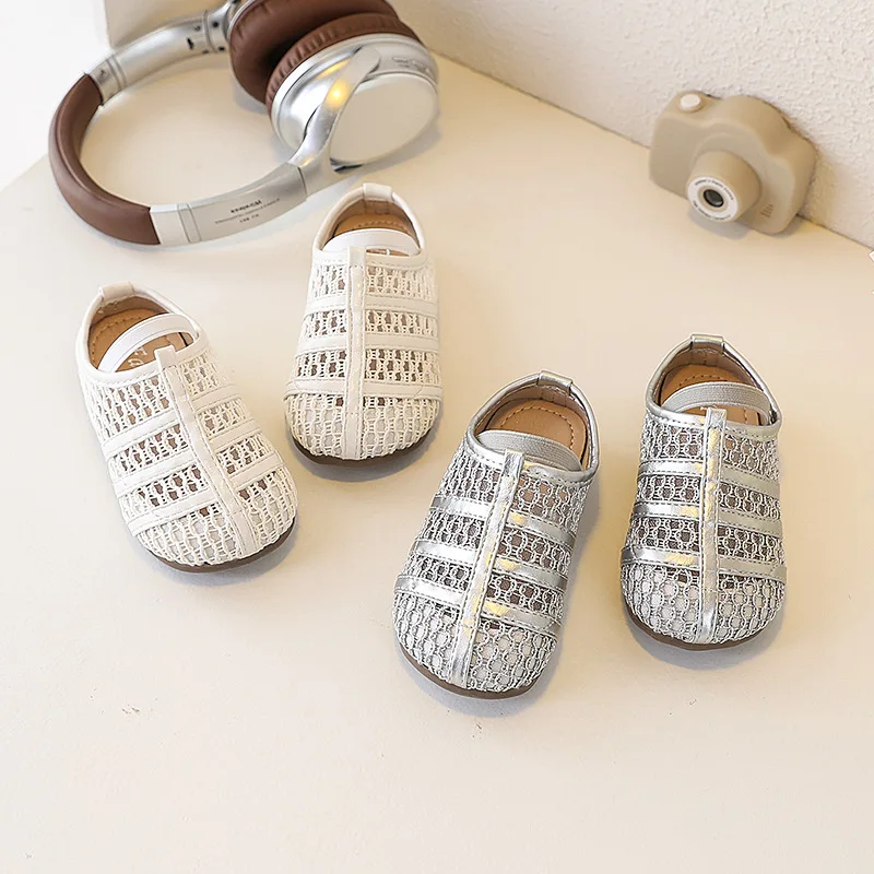 Новые летние детские сандалии 2026: легкие, дышащие, нескользящие шлепанцы для девочек, удобные пляжные туфли без каблука (Sandalias De Mujer)
Новые летние детские сандалии 2026: легкие, дышащие, нескользящие шлепанцы для девочек, удобные пляжные туфли без каблука (Sandalias De Mujer)