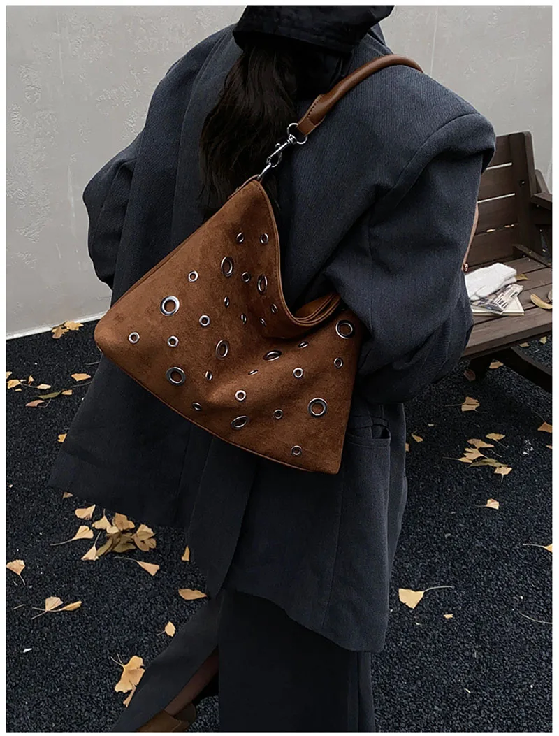 Новые женские сумки-тоут из искусственной замши с заклепками и пэчворком, роскошные сумки-ведро, шопперы, клатчи
Новые женские сумки-тоут из искусственной замши с заклепками и пэчворком, роскошные сумки-ведро, шопперы, клатчи