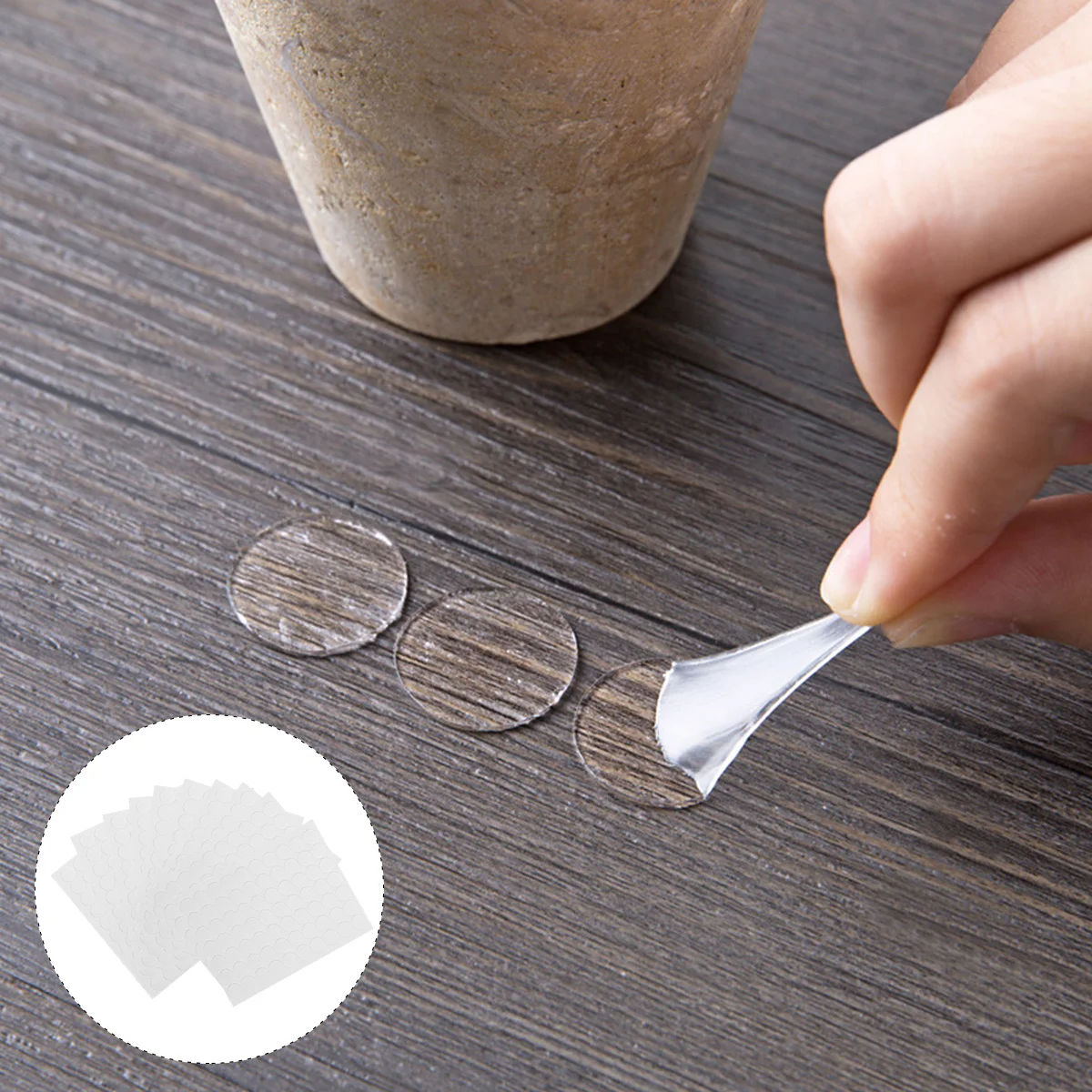 700Pcs Round Transparent Putty Double-Sided Clear Adhesive for Paper Wood Glass Metal Fixing and Decoration Clear Sticky Putty
700Pcs Round Transparent Putty Double-Sided Clear Adhesive for Paper Wood Glass Metal Fixing and Decoration Clear Sticky Putty