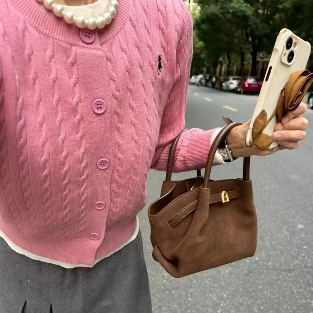 Durable Suede Shoulder Bag Coffee Clutch Crossbody Bag Adjustable Strap Handbag Women
Durable Suede Shoulder Bag Coffee Clutch Crossbody Bag Adjustable Strap Handbag Women