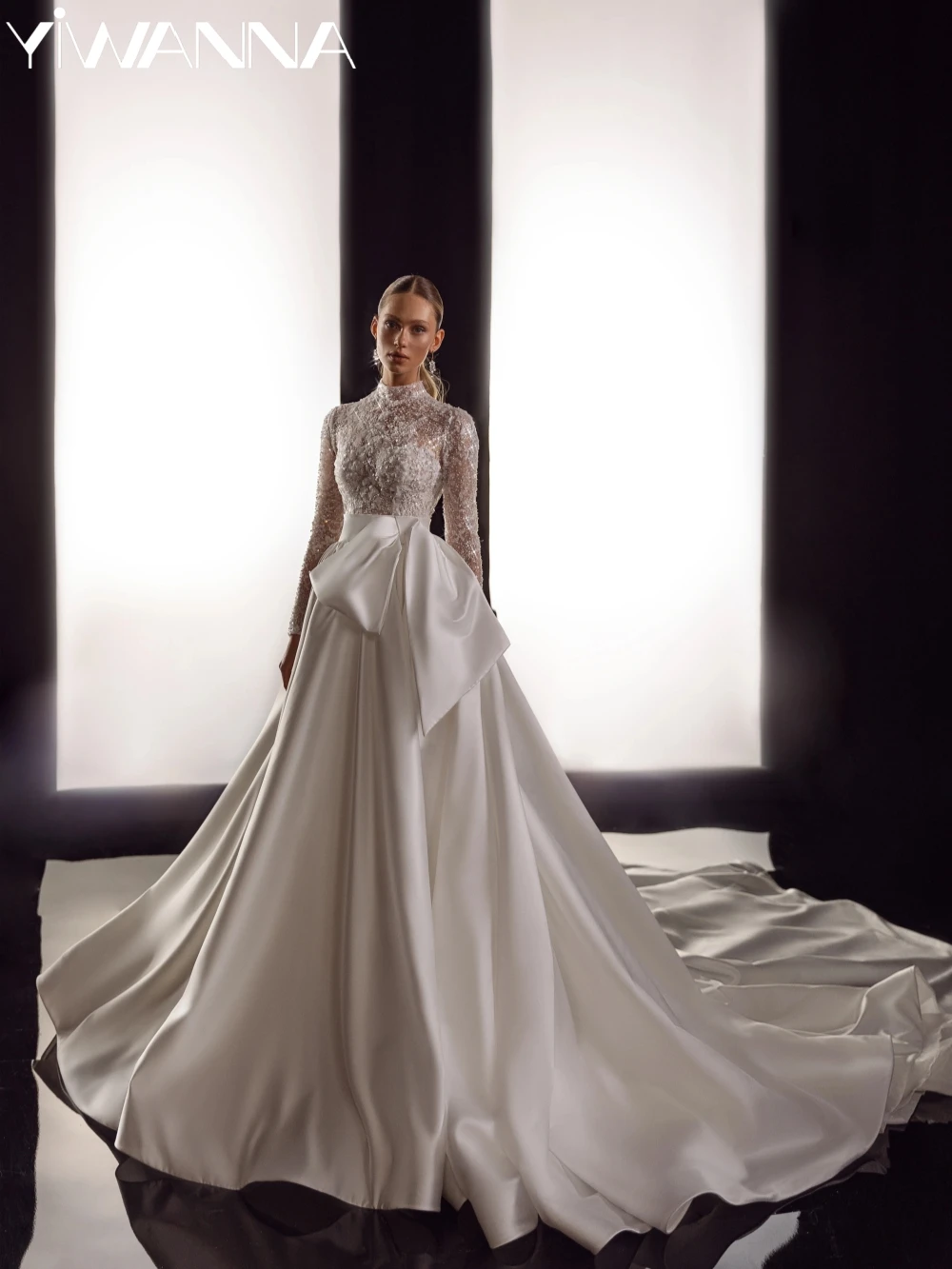 Luxury Sequined Beaded A-line Satin Wedding Dress Modest High Collar Long Sleeve Bridal Gown Customized Dreamy Dresses For Bride
Luxury Sequined Beaded A-line Satin Wedding Dress Modest High Collar Long Sleeve Bridal Gown Customized Dreamy Dresses For Bride
