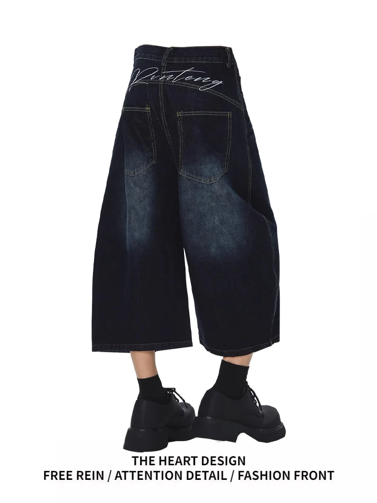 Женские летние джинсовые брюки с американской талией в стиле ретро, новый дизайн, свободные прямые брюки с широкими штанинами, синие повседневные брюки с высокой талией...
Женские летние джинсовые брюки с американской талией в стиле ретро, новый дизайн, свободные прямые брюки с широкими штанинами, синие повседневные брюки с высокой талией...