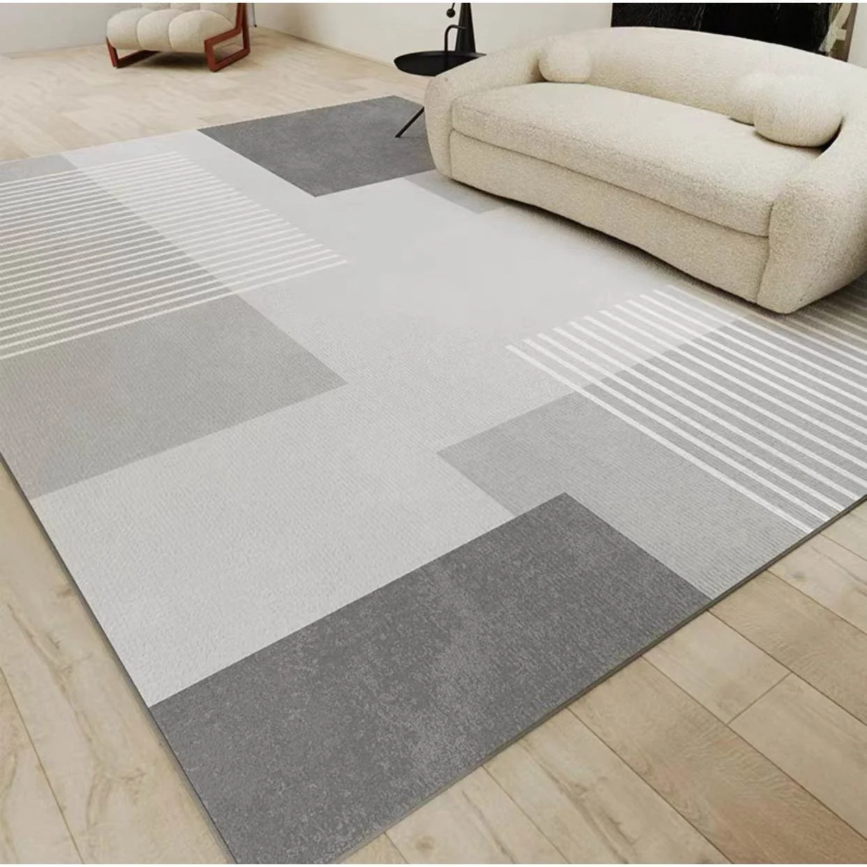 Modern Minimalist Living Room Carpet Short Velvet Sofa Coffee Table Rug Easy to Maintain Bedroom Wardrobe Entrance Mat
Modern Minimalist Living Room Carpet Short Velvet Sofa Coffee Table Rug Easy to Maintain Bedroom Wardrobe Entrance Mat