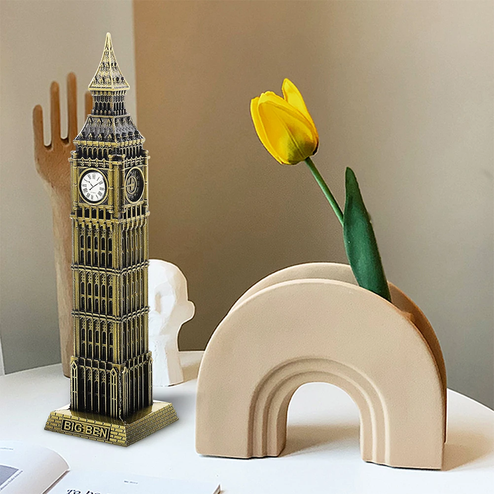2pcs Big Ornaments 18cm Vintage Alloy Home Decoration London Landmark Sculpture Desktop Ornament Housewarming Gift
2pcs Big Ornaments 18cm Vintage Alloy Home Decoration London Landmark Sculpture Desktop Ornament Housewarming Gift