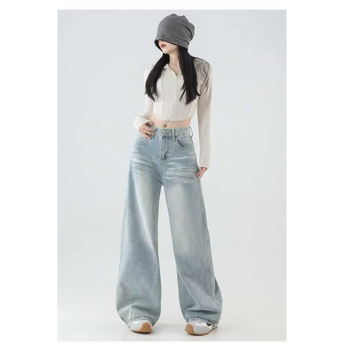 Hong Kong Style Hip Hop Letter Print Men's Jeans Trendy High Street Fashion Straight Leg mid Waist Zipper Fly Breathable Cott...
Hong Kong Style Hip Hop Letter Print Men's Jeans Trendy High Street Fashion Straight Leg mid Waist Zipper Fly Breathable Cott...