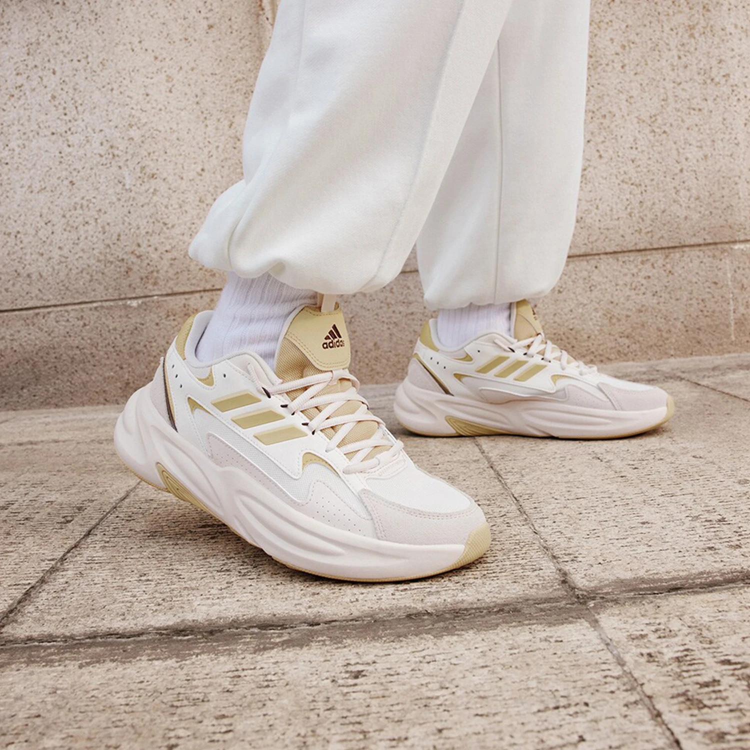 Adidas Official Authentic New Men's and Women's Low-Cut Breathable Durable Dad Shoes JR3198
Adidas Official Authentic New Men's and Women's Low-Cut Breathable Durable Dad Shoes JR3198