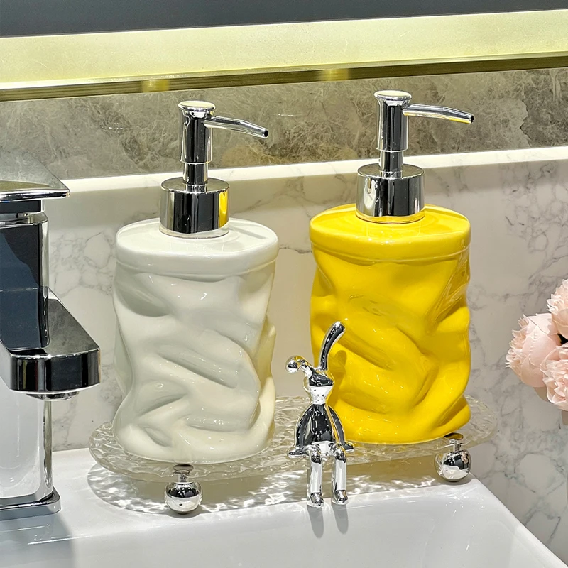 European Irregular Ceramic Lotion Bottle Bathroom Shower Shampoo Dispensing Bottle Press Bottle Bathroom Decorative Dispenser
European Irregular Ceramic Lotion Bottle Bathroom Shower Shampoo Dispensing Bottle Press Bottle Bathroom Decorative Dispenser