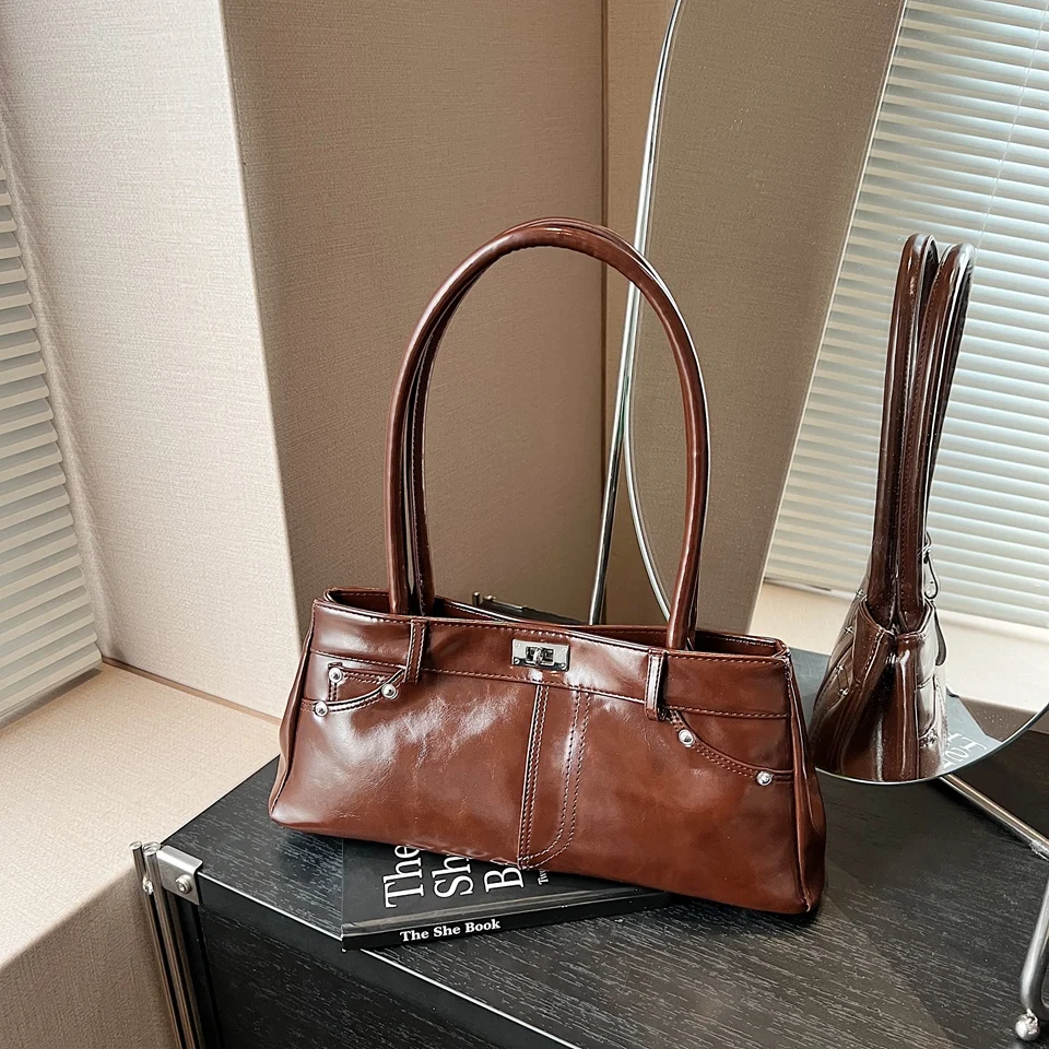 Boston bag retro minimalist design small square handbag trendy women's single-shoulder crossbody bag
Boston bag retro minimalist design small square handbag trendy women's single-shoulder crossbody bag