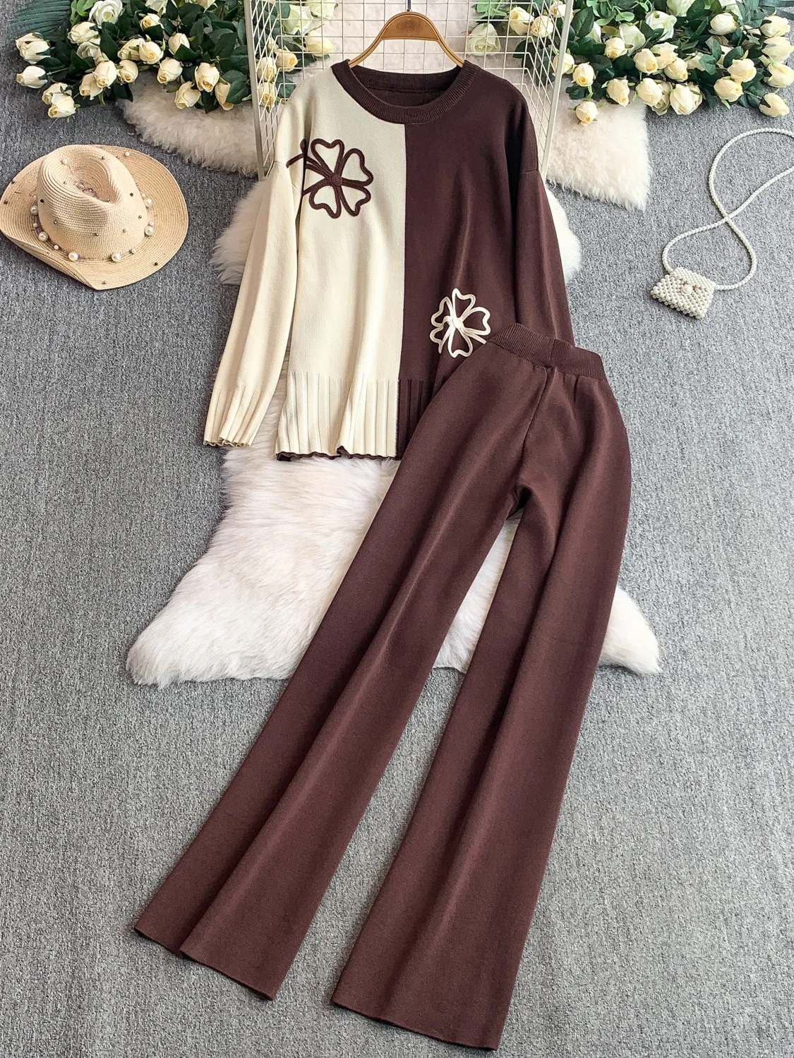 Модный вязаный комплект из двух предметов, женский новый цвет 20225, круглый топ с вышивкой Blo Ne Long Sve, широкие брюки с высокой талией 
Модный вязаный комплект из двух предметов, женский новый цвет 20225, круглый топ с вышивкой Blo Ne Long Sve, широкие брюки с высокой талией