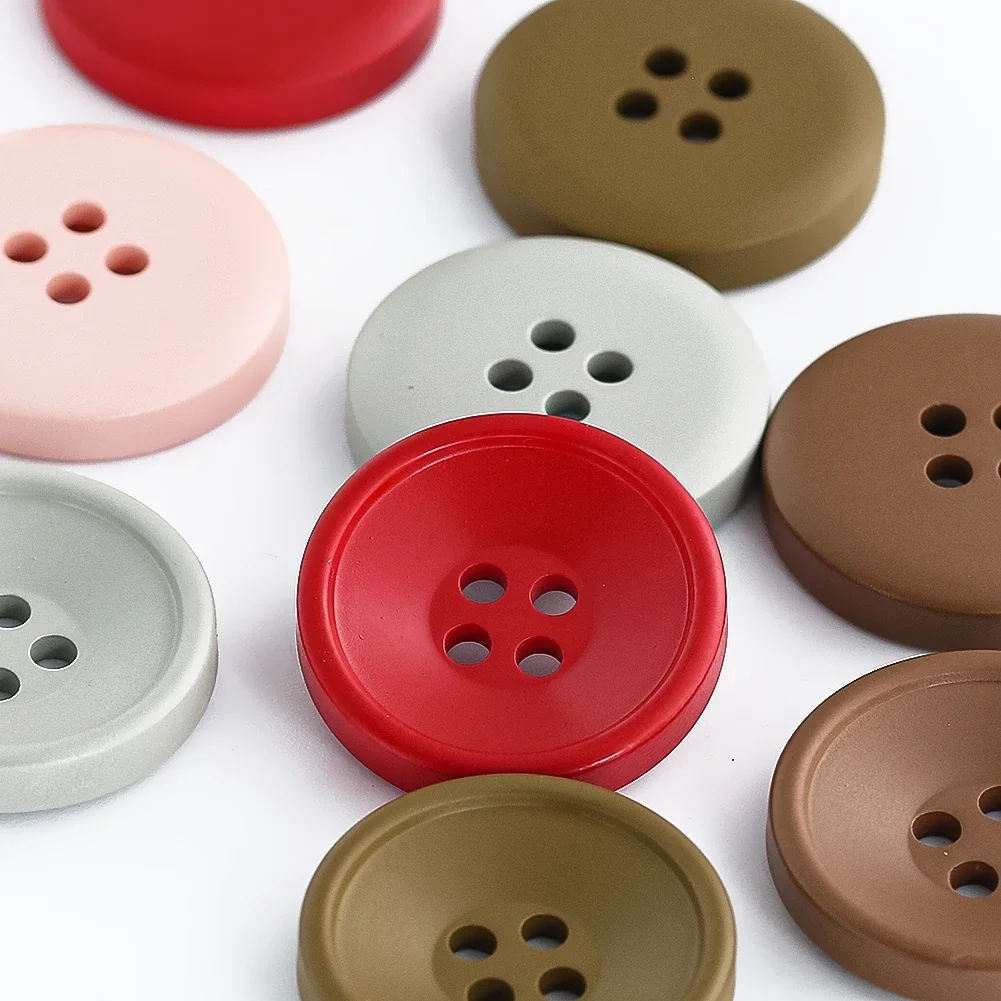 10PCS Simple Round Colored Button 2 Holes Flat Back Sewing Craft Scrapbook Shirt Clothes Decoration Costura Accesorios Novedosos
10PCS Simple Round Colored Button 2 Holes Flat Back Sewing Craft Scrapbook Shirt Clothes Decoration Costura Accesorios Novedosos