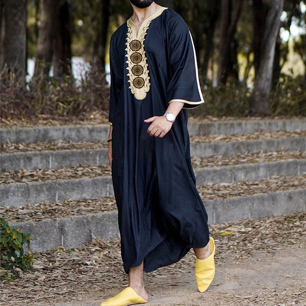 Men'S Muslim Robes Spring Summer Loose Straight Blouse Toga Solid Embroidery Patchwork Arab Middle Eastern National Costume
Men'S Muslim Robes Spring Summer Loose Straight Blouse Toga Solid Embroidery Patchwork Arab Middle Eastern National Costume