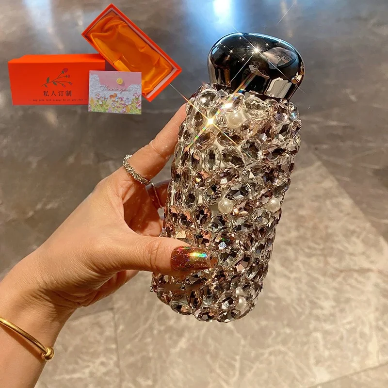 Luxury Diamond Stainl Steel Water Bottle Women High Aesthetic Personalized Creative Crystal Water Cup Trendy Gift
Luxury Diamond Stainl Steel Water Bottle Women High Aesthetic Personalized Creative Crystal Water Cup Trendy Gift