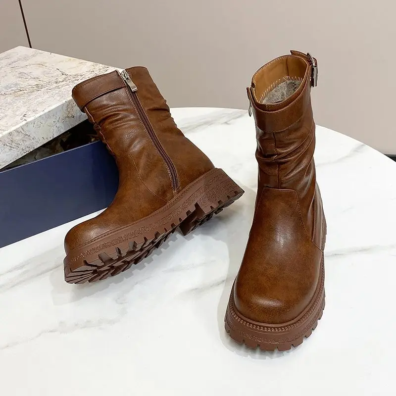 ORCHALISA New shoes 2025 New Women's Platform Boots Round Toe 4.5cm Thick Heel Zipper Belt Buckle Black Daily Leisure Shoes
ORCHALISA New shoes 2025 New Women's Platform Boots Round Toe 4.5cm Thick Heel Zipper Belt Buckle Black Daily Leisure Shoes