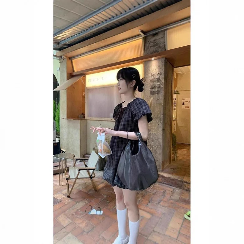 Sweet Puff Sleeve Bud Dress Women's Summer New Plaid Wooden Ear Short Skirt Small Girl's Dress
Sweet Puff Sleeve Bud Dress Women's Summer New Plaid Wooden Ear Short Skirt Small Girl's Dress