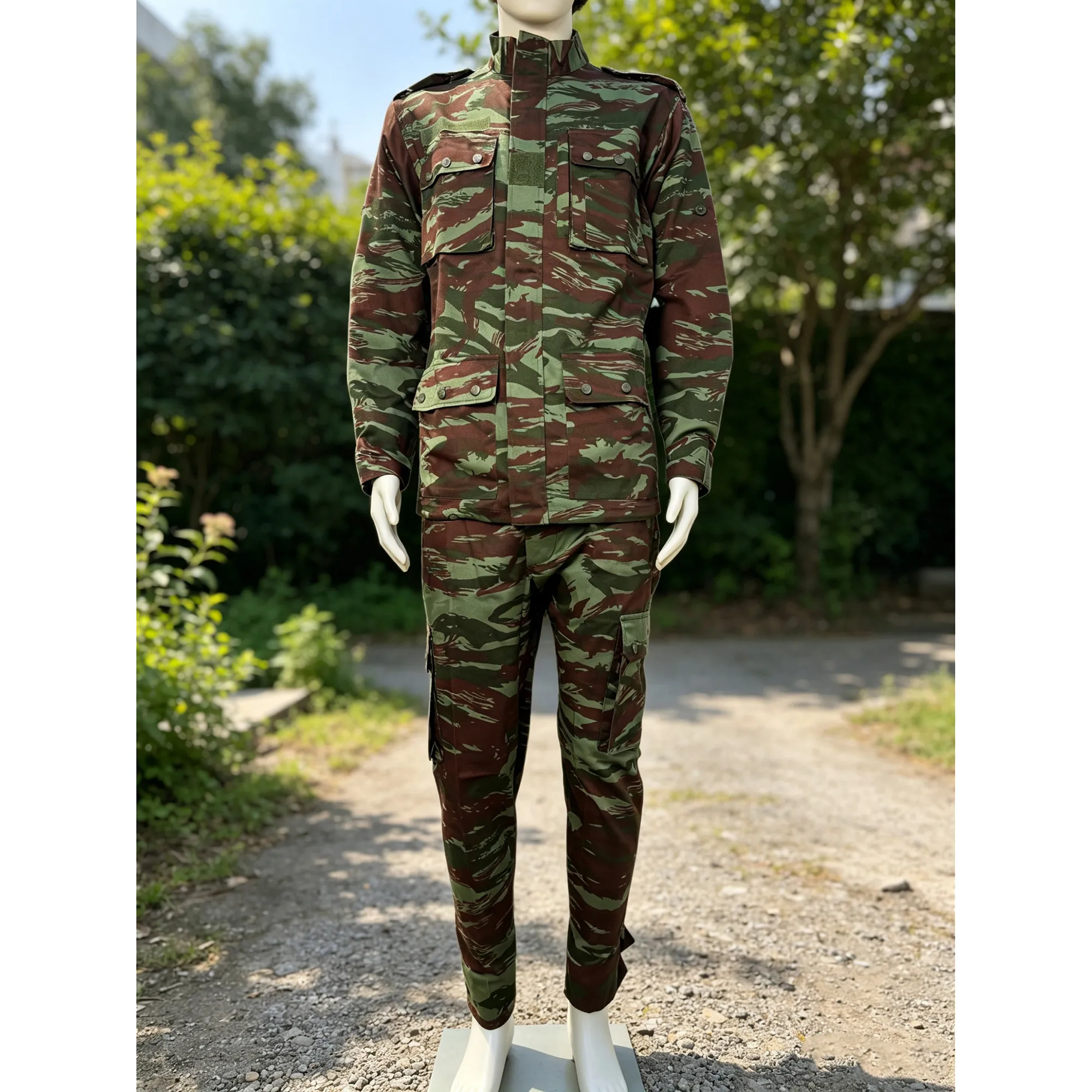 Retro Lizard Camouflage Stand Up Collar Workwear With Durable Fabric And Multi Pocket Design Tactical Top And Pants
Retro Lizard Camouflage Stand Up Collar Workwear With Durable Fabric And Multi Pocket Design Tactical Top And Pants