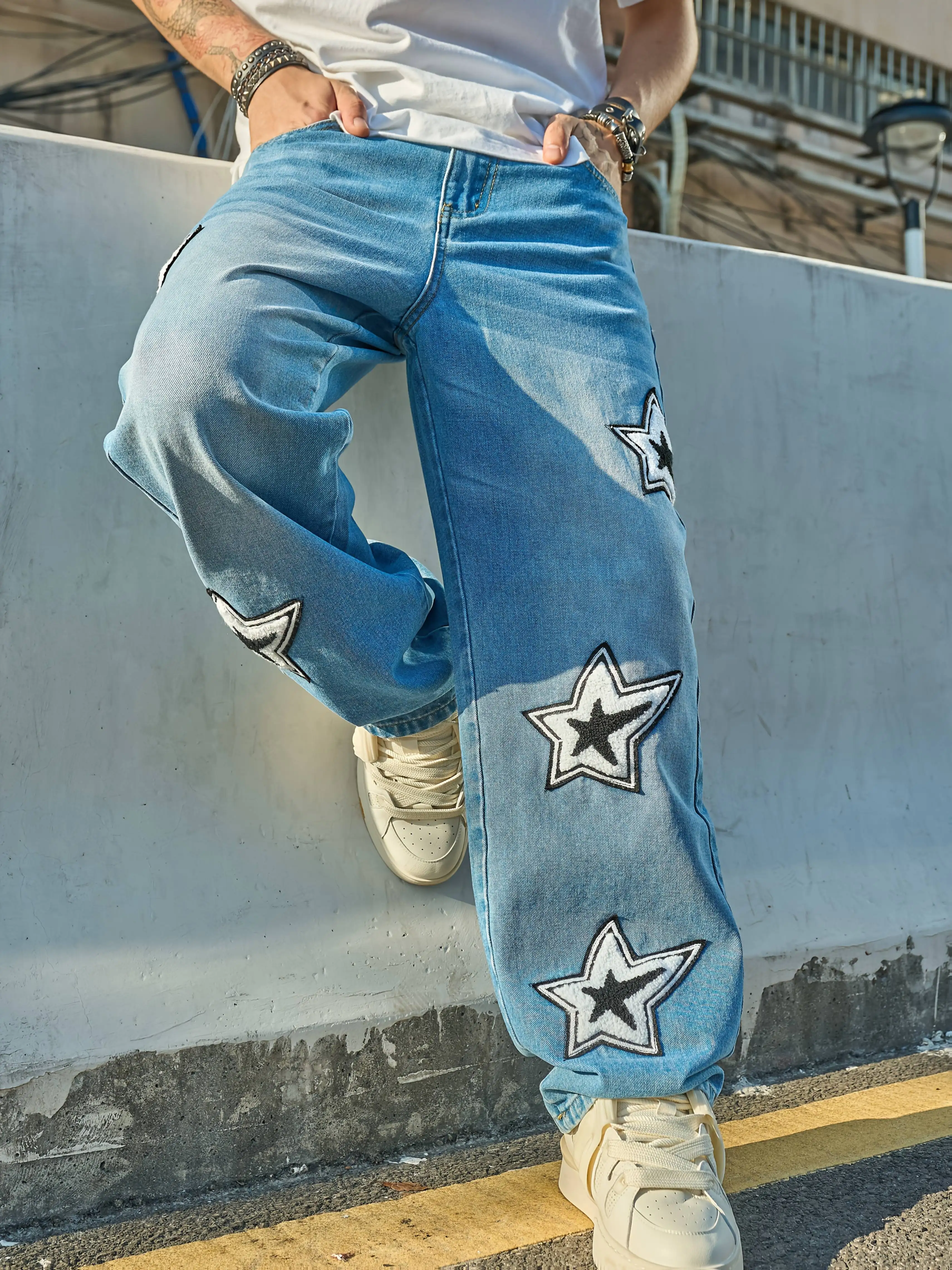 American Retro Letter and Star Embroidered Jeans with a Street-Style Niche Design, Loose Wide-Leg Versatile Scimitar Pants, Trendy
American Retro Letter and Star Embroidered Jeans with a Street-Style Niche Design, Loose Wide-Leg Versatile Scimitar Pants, Trendy
