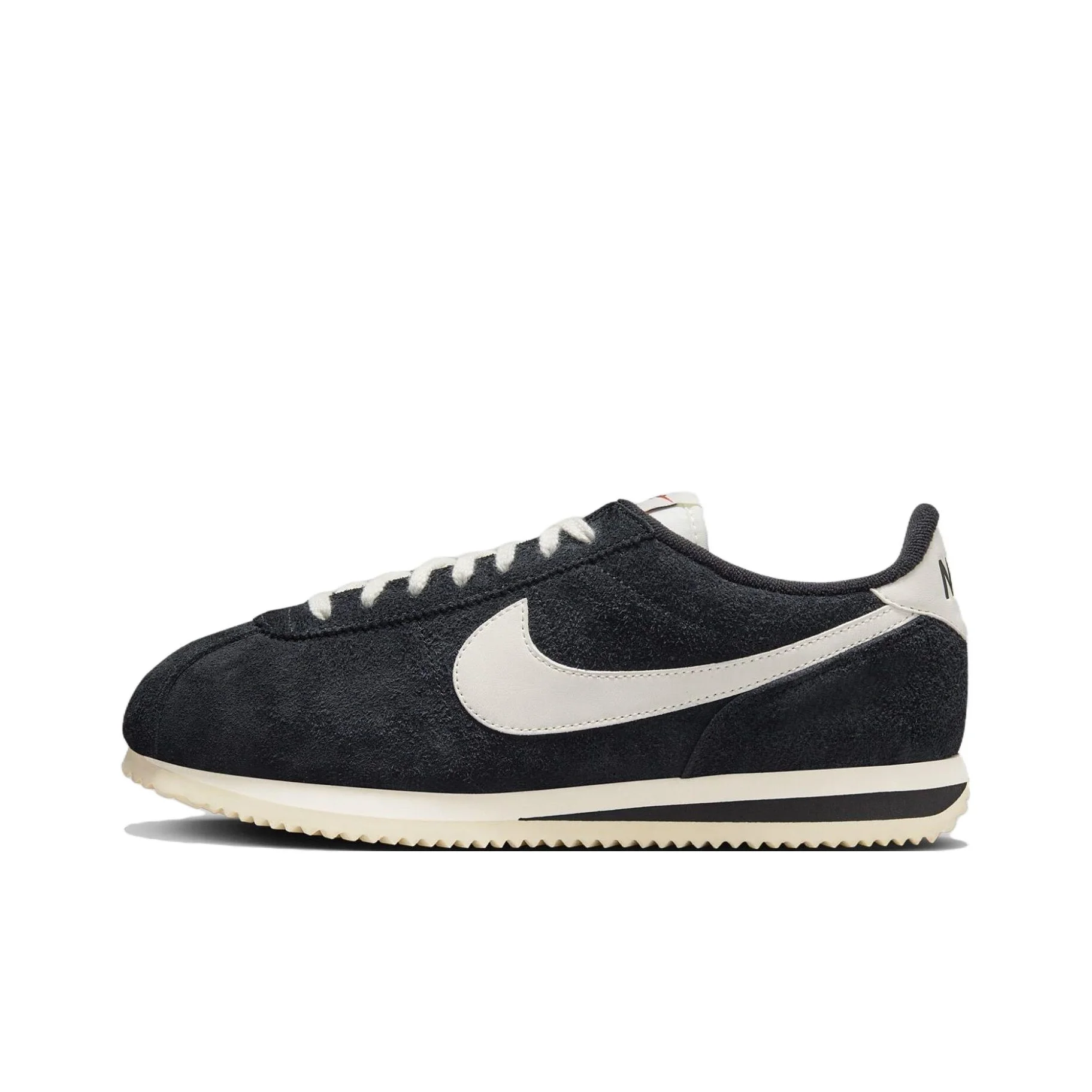 Женские кроссовки Nike Cortez Vintage Black Sail FJ2530-001
Женские кроссовки Nike Cortez Vintage Black Sail FJ2530-001