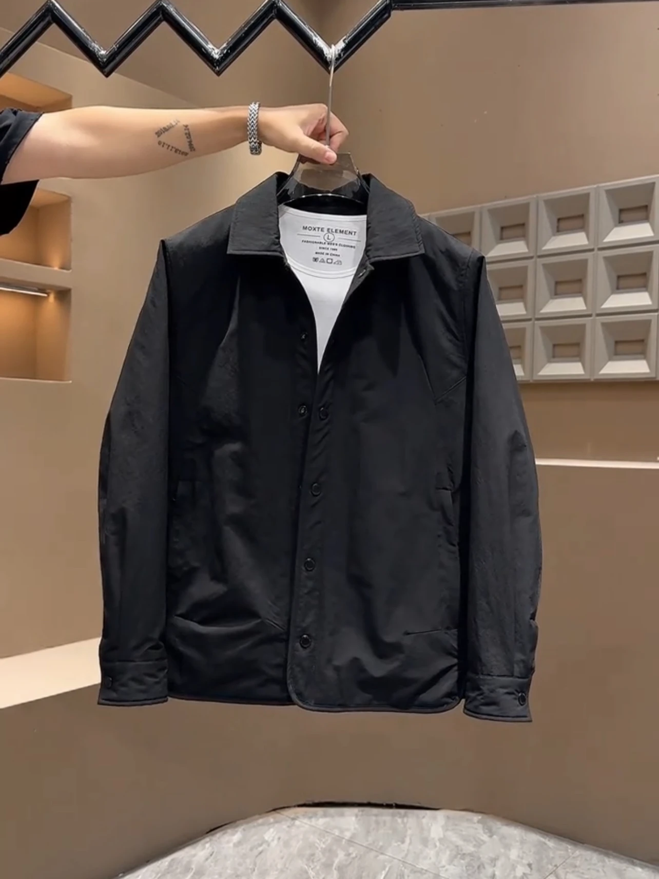 Men's Casual Thickened Cotton Jacket Collar Commuting Warmth Fashionable Business Gentleman Style Long Sleeve Straight Hem
Men's Casual Thickened Cotton Jacket Collar Commuting Warmth Fashionable Business Gentleman Style Long Sleeve Straight Hem