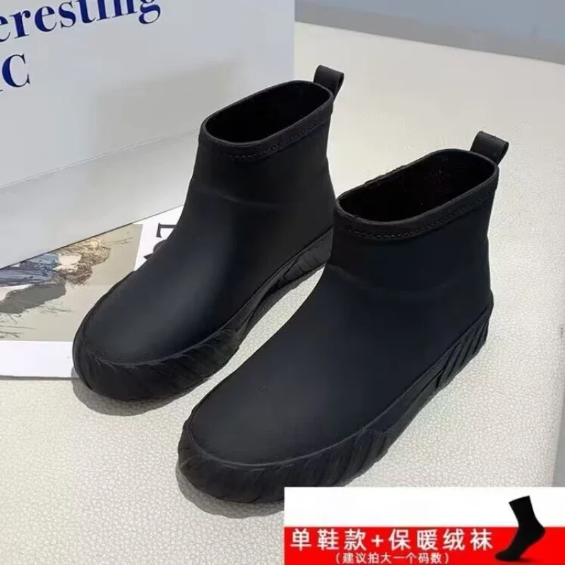 Chelsea Rain Boots Women's Waterproof Shoes Rainy Ladies Rubber Rain Shoes Women's Galoshes Non-slip Pull-on Rain Boots 2024 New
Chelsea Rain Boots Women's Waterproof Shoes Rainy Ladies Rubber Rain Shoes Women's Galoshes Non-slip Pull-on Rain Boots 2024 New