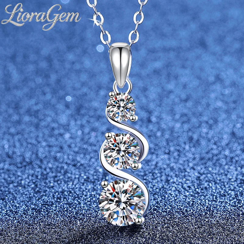 LioraGem 1.8-Carat Full-Set Moissanite Pendant, Classic Wrap-Style Necklace for Women Platinum PT950 Stamp
LioraGem 1.8-Carat Full-Set Moissanite Pendant, Classic Wrap-Style Necklace for Women Platinum PT950 Stamp