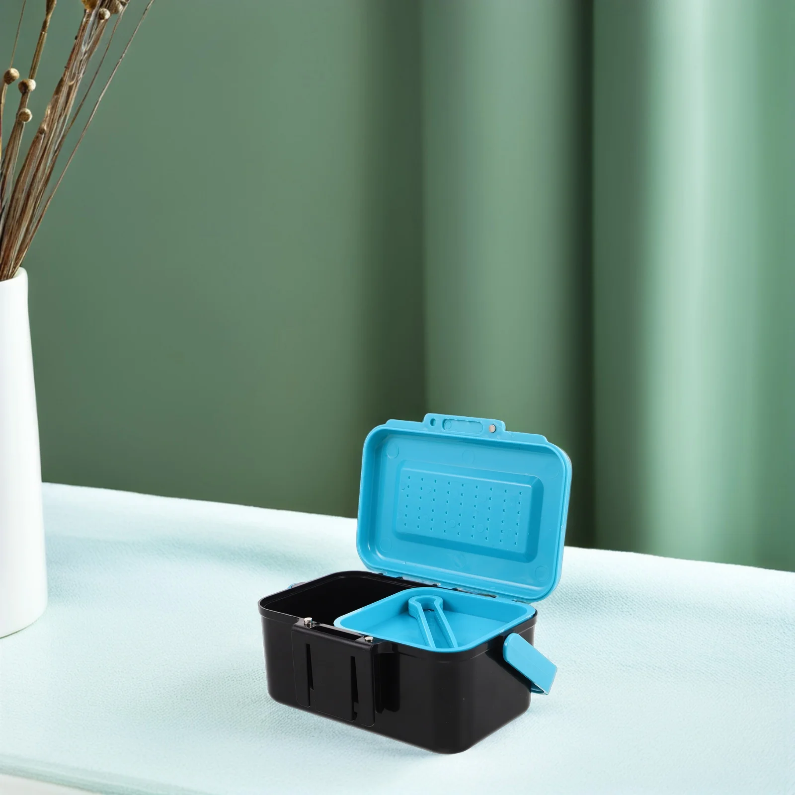 Ishing Bait Holder Storage Box Fishing Worm Clip Abs Insect Catching Tool Child Tackle Container Live Cooler
Ishing Bait Holder Storage Box Fishing Worm Clip Abs Insect Catching Tool Child Tackle Container Live Cooler