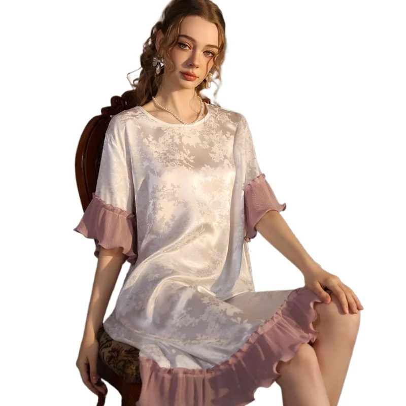 Новые элитные женские ночные сорочки из жаккардового ледяного шелка с сетчатыми вставками, летние, в стиле Pure Desire, с коротким рукавом, пижамы, домашняя одежда 2026
Новые элитные женские ночные сорочки из жаккардового ледяного шелка с сетчатыми вставками, летние, в стиле Pure Desire, с коротким рукавом, пижамы, домашняя одежда 2026