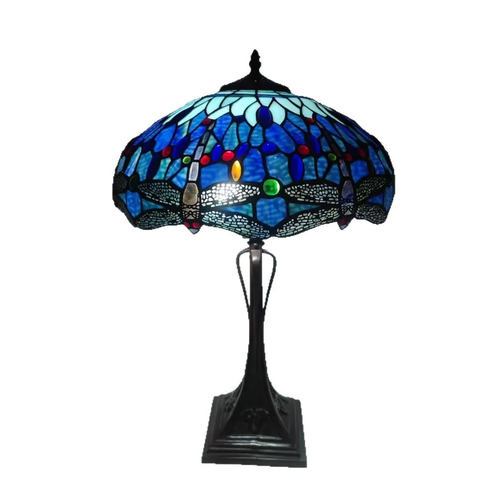 European-style creativity, fashionable stained glass desk lamp, dining room bedroom bedside desk lamp
European-style creativity, fashionable stained glass desk lamp, dining room bedroom bedside desk lamp