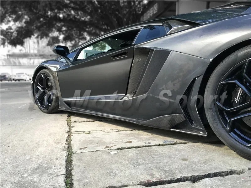 Car Accessories CF Carbon Fiber BKSS-750 Style Side Skirt Under Board Fit For 2011-2014 Aventador LP700 LP720 Body Kit
Car Accessories CF Carbon Fiber BKSS-750 Style Side Skirt Under Board Fit For 2011-2014 Aventador LP700 LP720 Body Kit