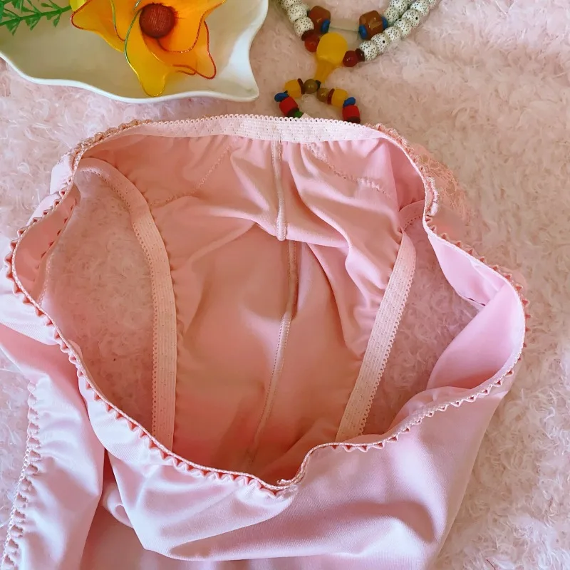 Sexy Man's Lace Bowtie Briefs Pink Low Waist DJ Club Bar Gift Panties Boxers and Briefs Party Nihgtclub Dj Bar Costume
Sexy Man's Lace Bowtie Briefs Pink Low Waist DJ Club Bar Gift Panties Boxers and Briefs Party Nihgtclub Dj Bar Costume