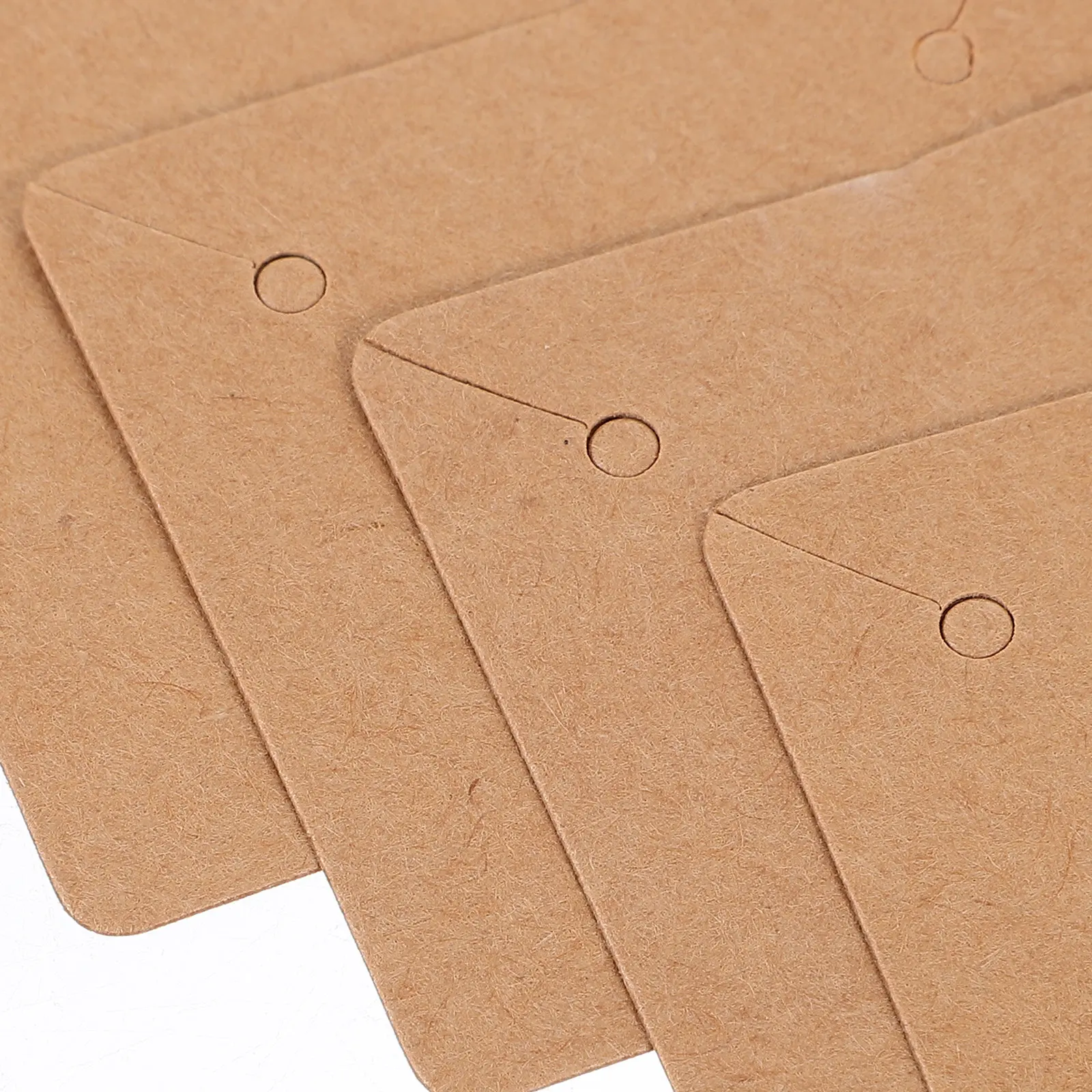 50 шт. картонных карточек для упаковки ювелирных изделий, крафт-бумага, карточки для демонстрации серег, для розничных магазинов, держатели для украшений, бумага для демонстрации ожерелий
50 шт. картонных карточек для упаковки ювелирных изделий, крафт-бумага, карточки для демонстрации серег, для розничных магазинов, держатели для украшений, бумага для демонстрации ожерелий