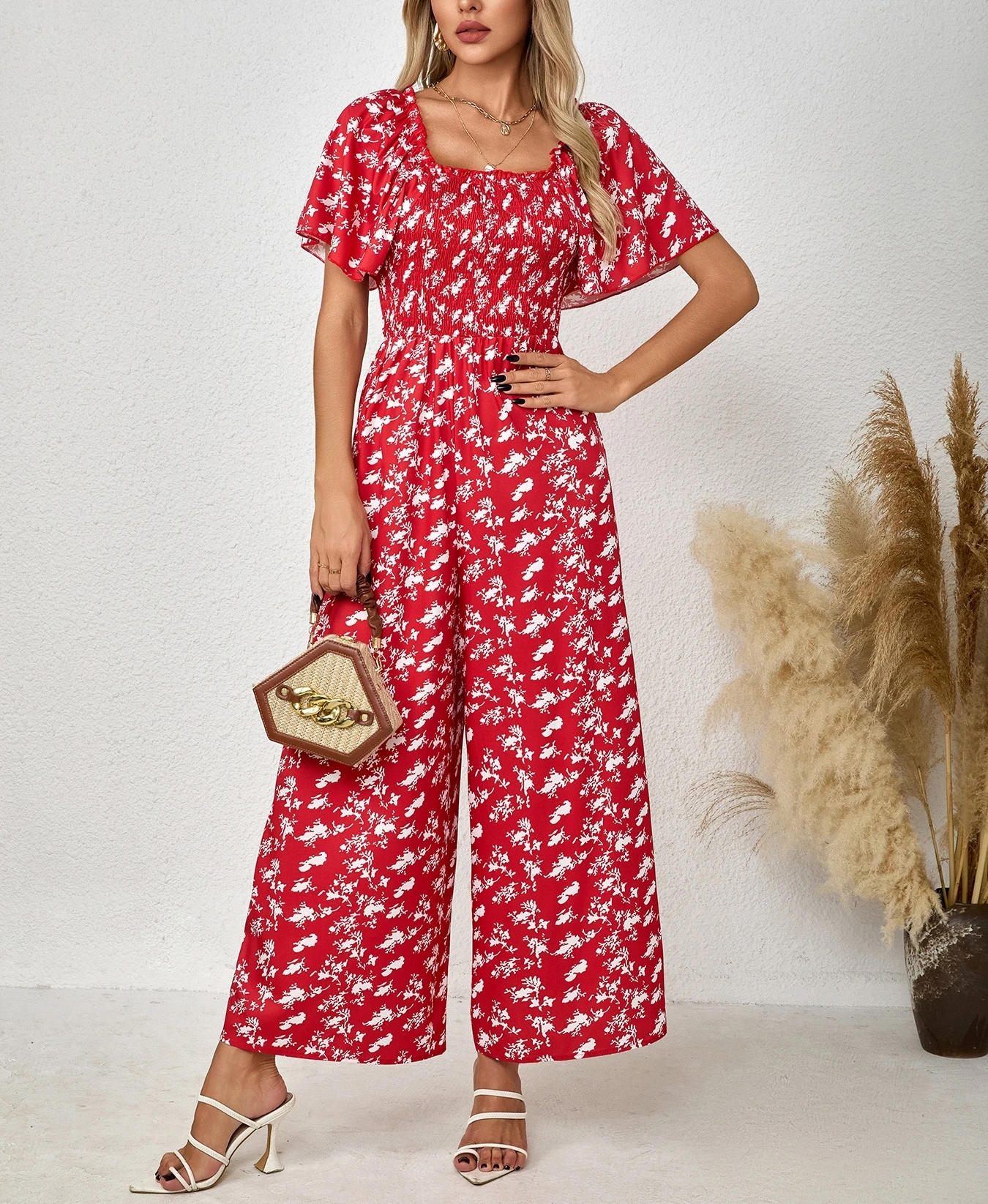 Women's Spring Summer Jumpsuit Square Neck Ruffle Short Sleeve Floral Print Shirred Waist Wide Leg Casual Vacation Romper
Women's Spring Summer Jumpsuit Square Neck Ruffle Short Sleeve Floral Print Shirred Waist Wide Leg Casual Vacation Romper