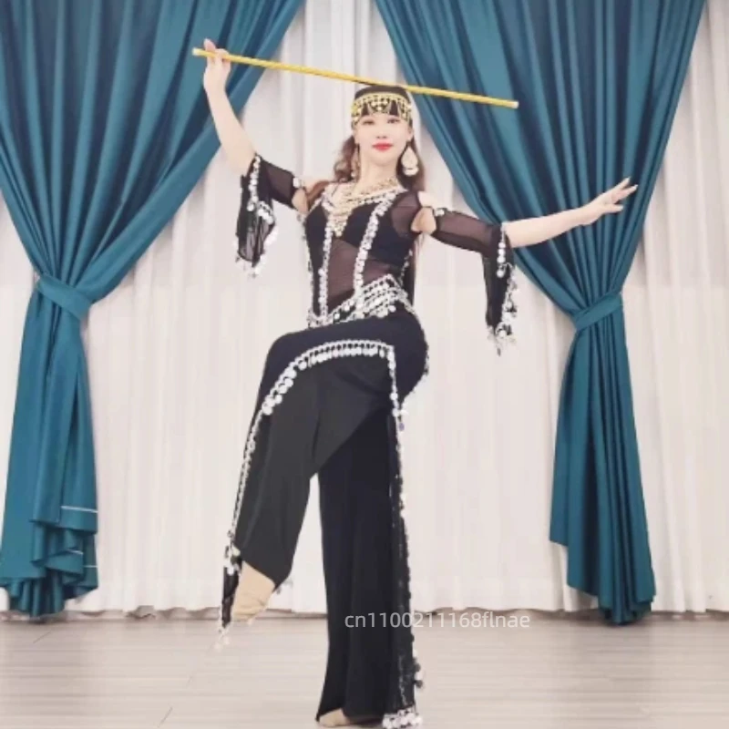 Customized Costumes for Belly Dance Competitions, Including Adult Belly Dance Dresses, Eastern Ethnic Robes, Stage Performance
Customized Costumes for Belly Dance Competitions, Including Adult Belly Dance Dresses, Eastern Ethnic Robes, Stage Performance