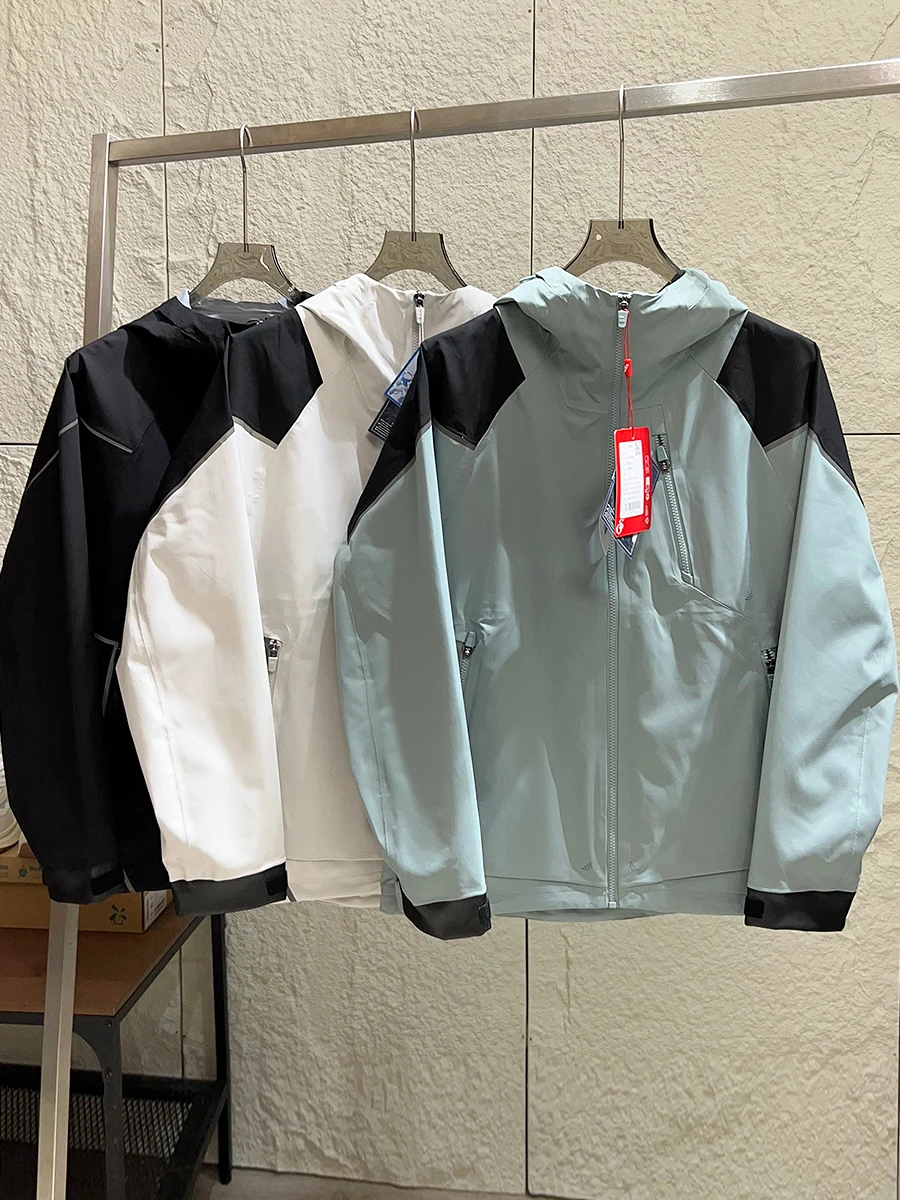 Outdoor High-End Men's Fleece Jacket with Full Pressure Glue Retro Color Zipper Hooded Windproof Waterproof Autumn Polyester ...
Outdoor High-End Men's Fleece Jacket with Full Pressure Glue Retro Color Zipper Hooded Windproof Waterproof Autumn Polyester ...