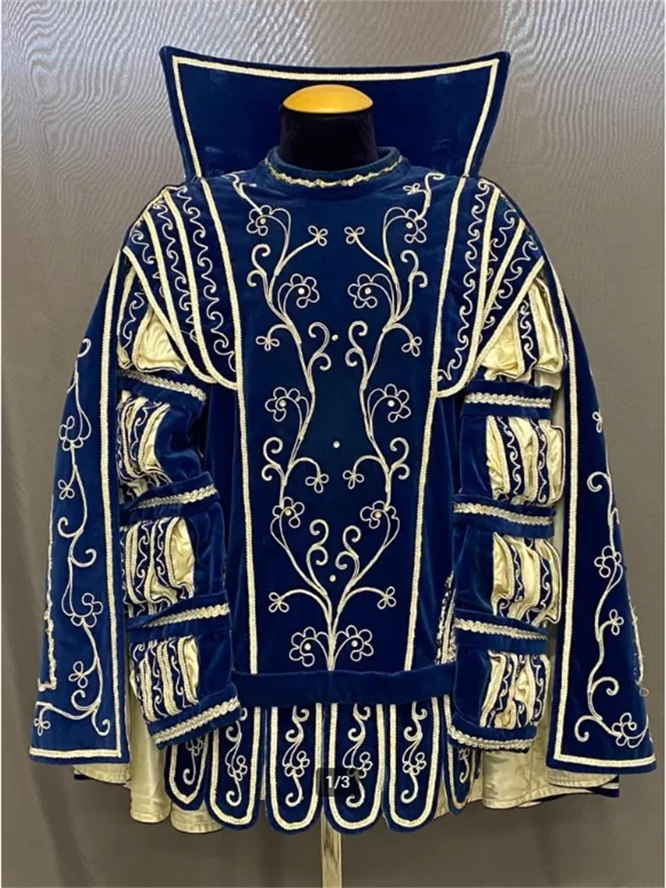 Tudor Elizabethan King Мужское пальто Костюм Средневековый рыцарь Ренессанс Шляхетник Викторианская куртка с накидкой
Tudor Elizabethan King Мужское пальто Костюм Средневековый рыцарь Ренессанс Шляхетник Викторианская куртка с накидкой