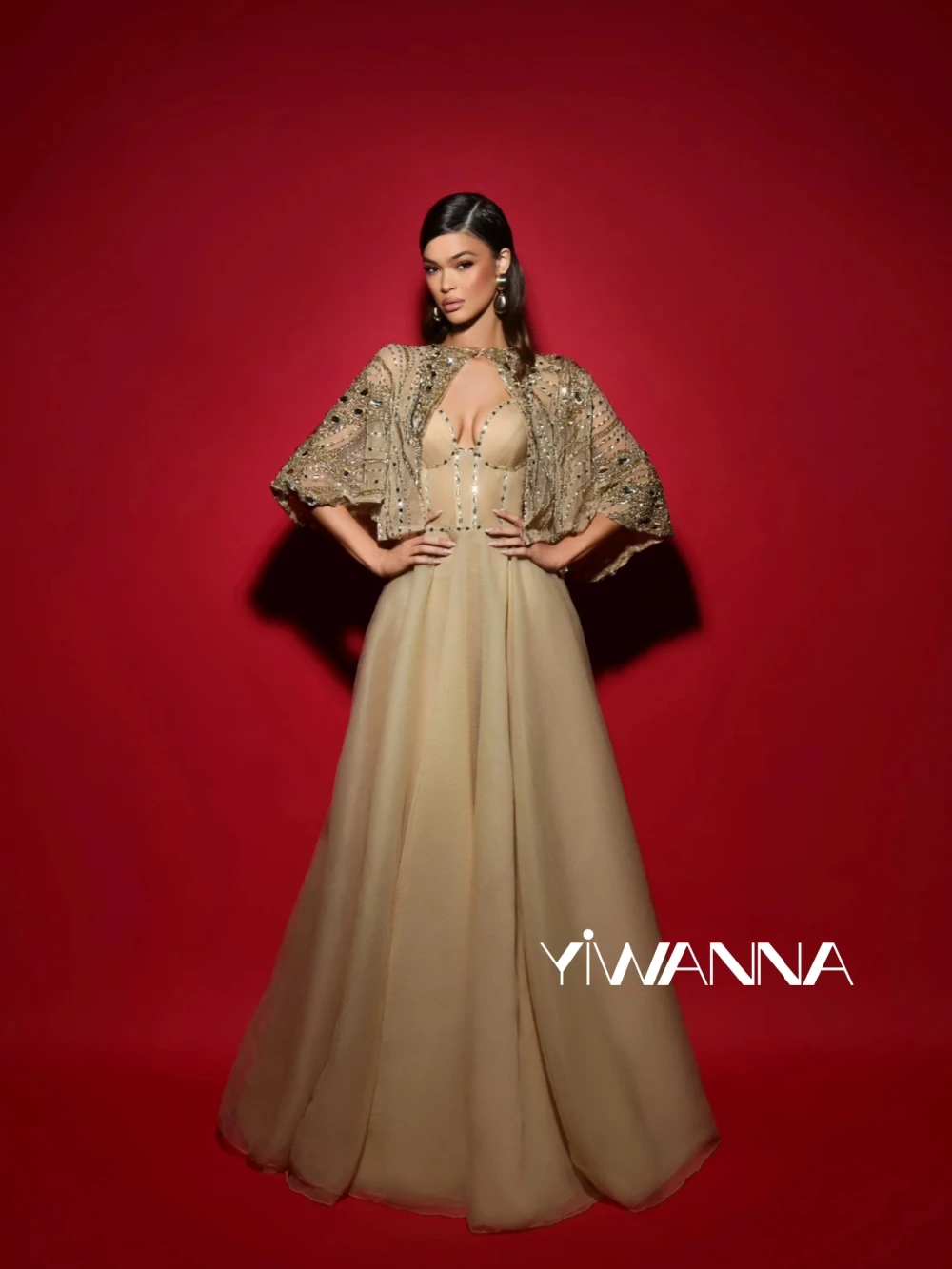 Golden Beaded A-line Tule Long Evening Dress With Jacket Sexy Deep V-neck Wedding Party Gown 2025 Customized Luxury Prom Gown
Golden Beaded A-line Tule Long Evening Dress With Jacket Sexy Deep V-neck Wedding Party Gown 2025 Customized Luxury Prom Gown