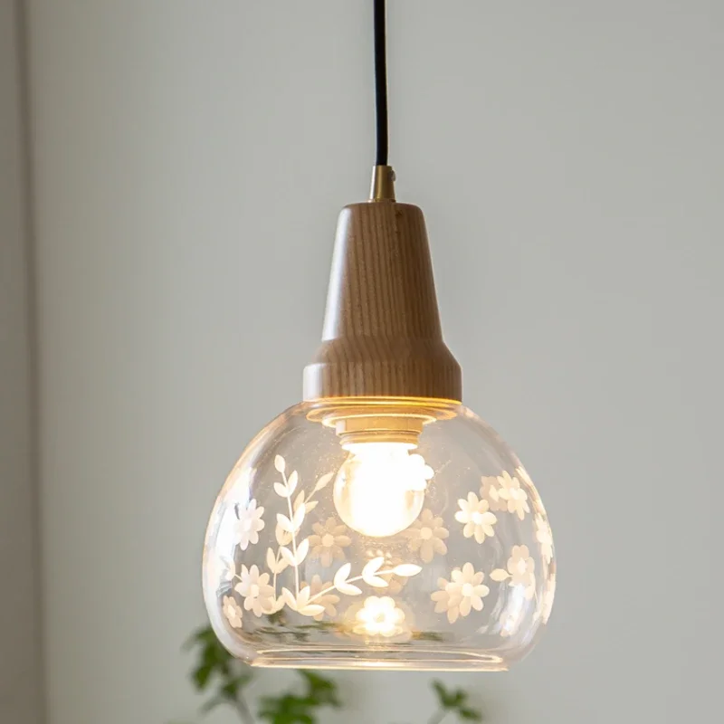 Engraved and minimalist medieval logs, cream wind, Japanese style homestay, bar, restaurant, bedroom, bedside copper chandelier
Engraved and minimalist medieval logs, cream wind, Japanese style homestay, bar, restaurant, bedroom, bedside copper chandelier