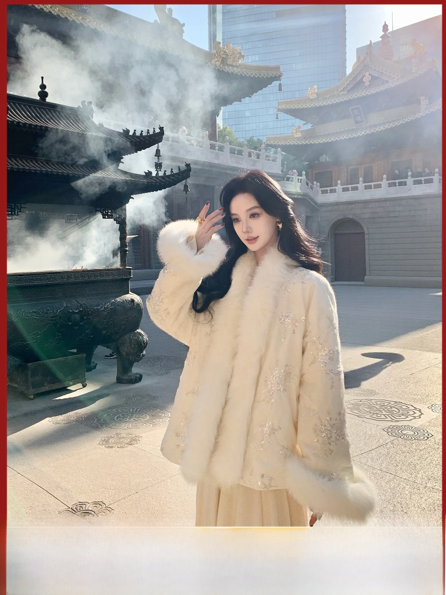 Ограниченное предложение: Женская пуховая куртка 489 со скидкой, без стежки, 90% белый пух, стандартный крой, удлиненная, повседневная модель
Ограниченное предложение: Женская пуховая куртка 489 со скидкой, без стежки, 90% белый пух, стандартный крой, удлиненная, повседневная модель