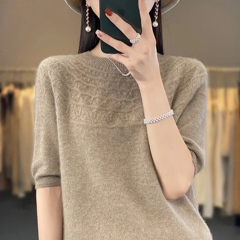 New short-sleeved women's round neck hollowed out 100% wool T-shirt twisted loose cashmere sweater fashion top
New short-sleeved women's round neck hollowed out 100% wool T-shirt twisted loose cashmere sweater fashion top