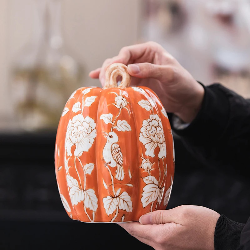 Halloween creative new trend pumpkin desktop decoration ceramic hand-painted pumpkin vase home decoration
Halloween creative new trend pumpkin desktop decoration ceramic hand-painted pumpkin vase home decoration
