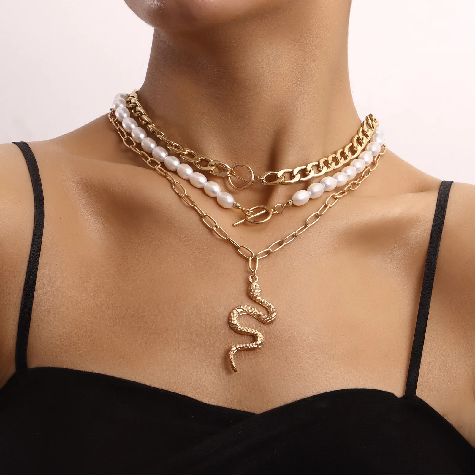Hip Hop Geometric Pearl Cuban Chain Serpentine Pendant Necklace Female, Idyllic Necklace
Hip Hop Geometric Pearl Cuban Chain Serpentine Pendant Necklace Female, Idyllic Necklace