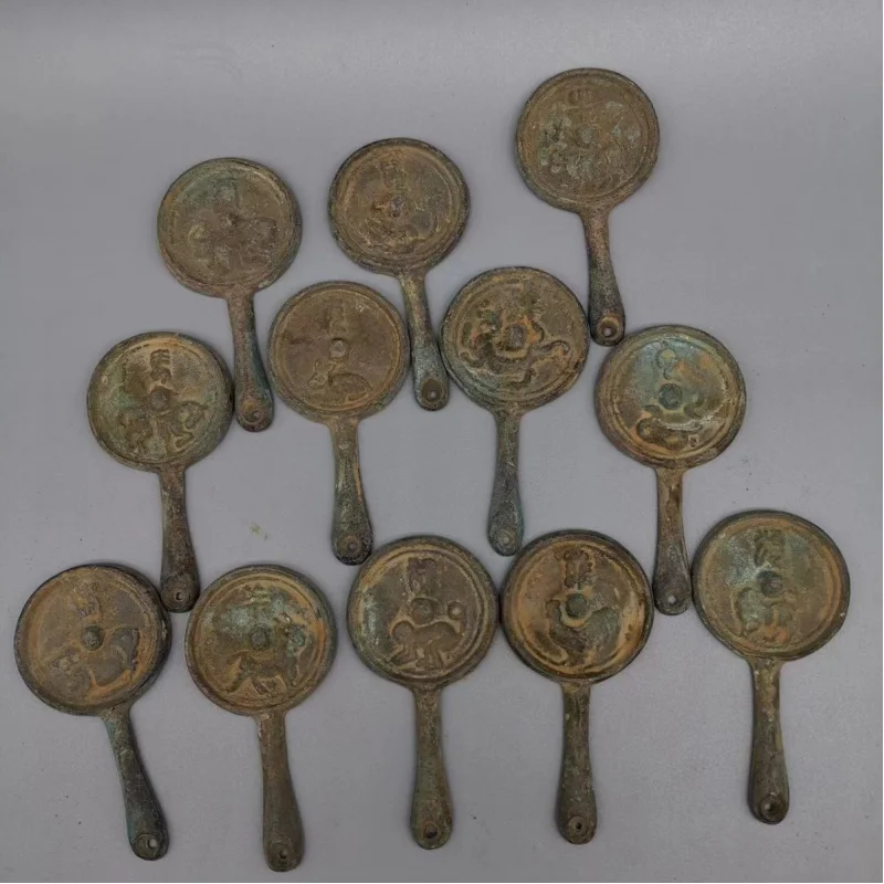 Antique Miscellaneous Antique Copper Mirror Twelve Zodiac Copper Mirror Ornament Vintage Handheld Small Copper Mirror Ornamental
Antique Miscellaneous Antique Copper Mirror Twelve Zodiac Copper Mirror Ornament Vintage Handheld Small Copper Mirror Ornamental