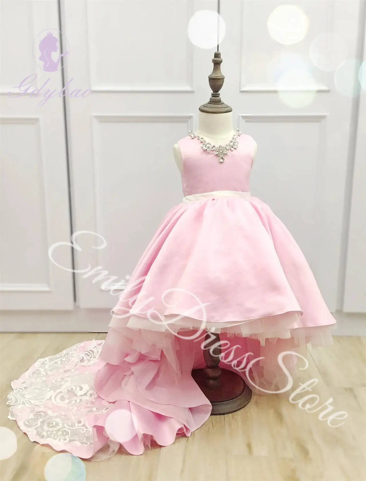 Customized Pink Flower Girl Dress For Wedding Glitter Appliques Sleeveless Floor Length Kids Birthday First Communion Gown
Customized Pink Flower Girl Dress For Wedding Glitter Appliques Sleeveless Floor Length Kids Birthday First Communion Gown