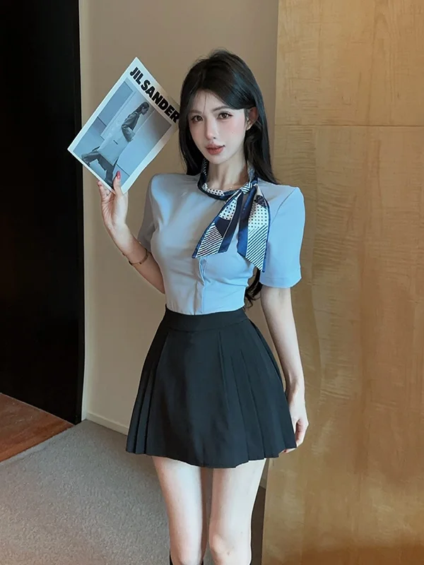 Summer New Work Uniform Women's Shirt Top Pleated Skirt Fashionable Lady Professional Two-Piece Set High Waist Shorts
Summer New Work Uniform Women's Shirt Top Pleated Skirt Fashionable Lady Professional Two-Piece Set High Waist Shorts