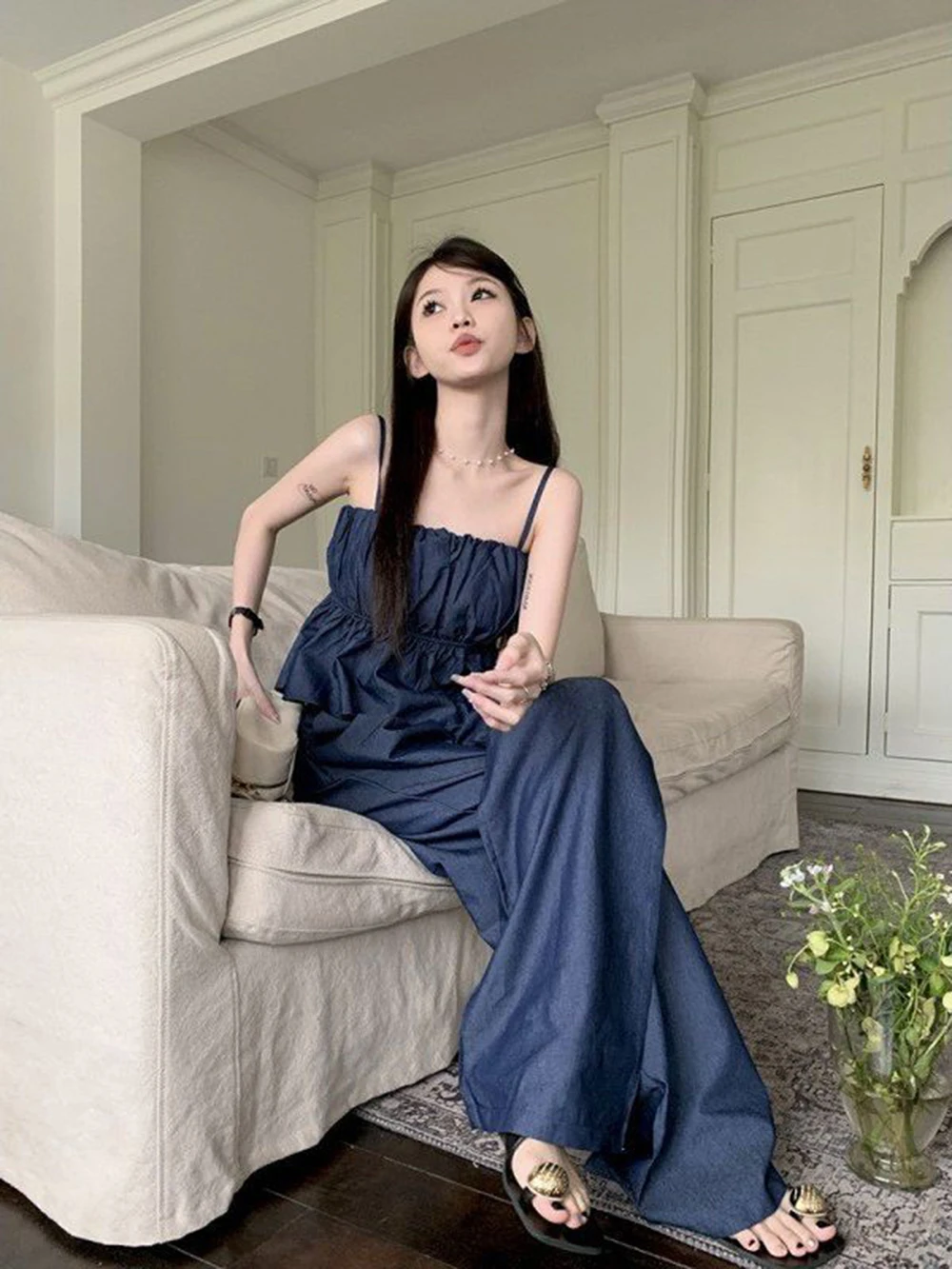 Fashion Denim Blue French 2piece Set Women Summer Casual Straps Pleated A-Line Tank+Elastic Versatile High-Waist Wide Leg Pants
Fashion Denim Blue French 2piece Set Women Summer Casual Straps Pleated A-Line Tank+Elastic Versatile High-Waist Wide Leg Pants
