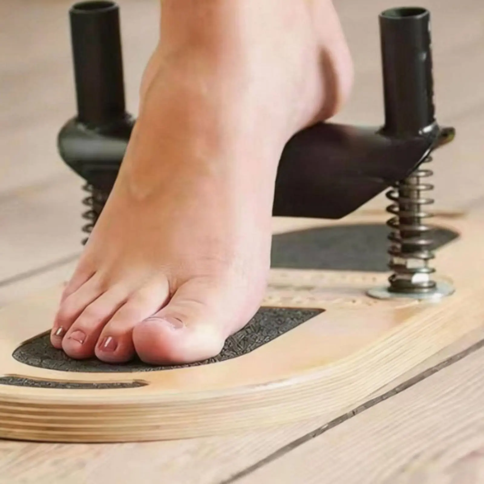 Plantar Fascia Stretching Device Sturdy Wood Construction Wooden Foot Arch Exerciser Pilates Ankle Correction Board for Home Gym
Plantar Fascia Stretching Device Sturdy Wood Construction Wooden Foot Arch Exerciser Pilates Ankle Correction Board for Home Gym