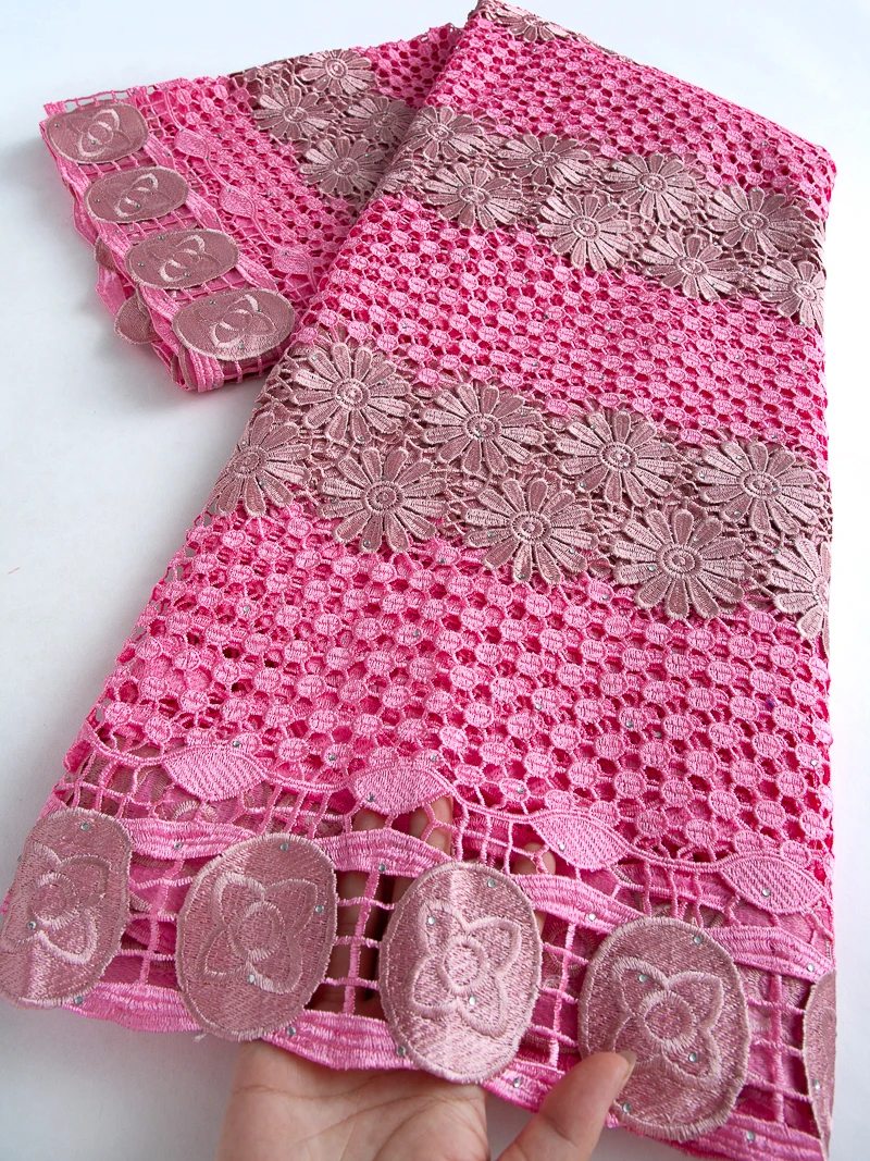 2025 High Quality African lace fabric Embroidered Guipure Cord Lace Nigerian Water Soluble Lace for Sewing Women's dress TY3727
2025 High Quality African lace fabric Embroidered Guipure Cord Lace Nigerian Water Soluble Lace for Sewing Women's dress TY3727