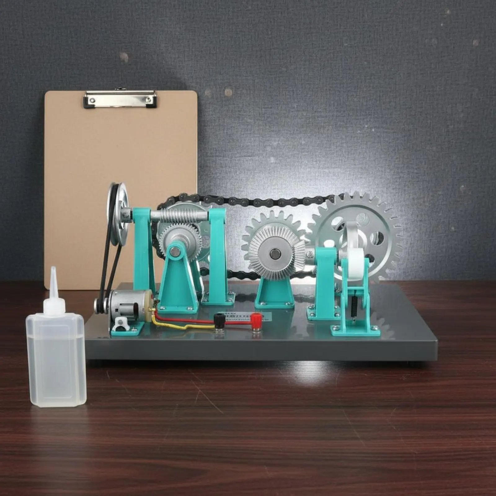 Gear Drive Model Visual Demonstration Chain Drive Model Mechanism Demonstration Kit Hands-on Learning Science Education
Gear Drive Model Visual Demonstration Chain Drive Model Mechanism Demonstration Kit Hands-on Learning Science Education
